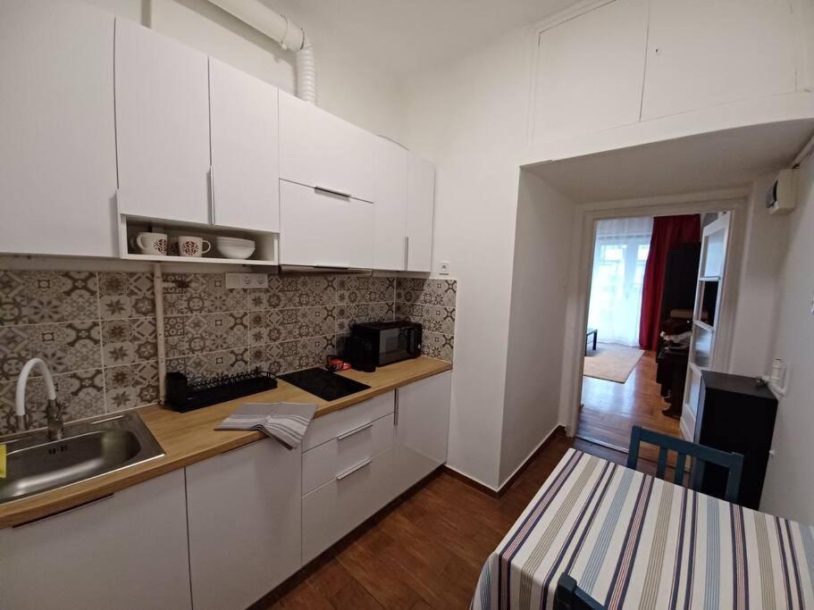 Hero'S Square Apartment Budapest Exterior foto
